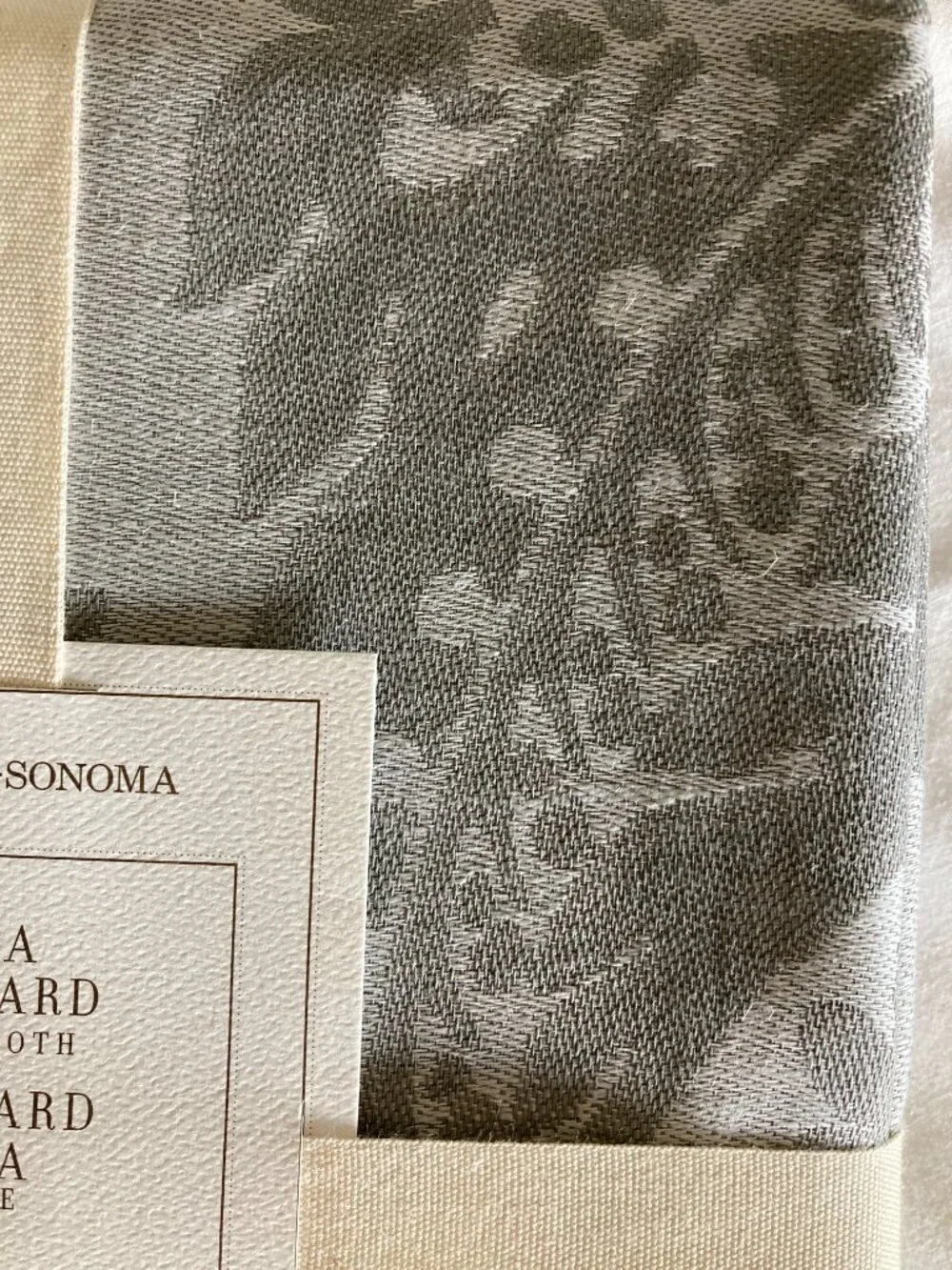 NWT Williams-Sonoma Alba Jacquard Tablecloth linen cotton grey 70